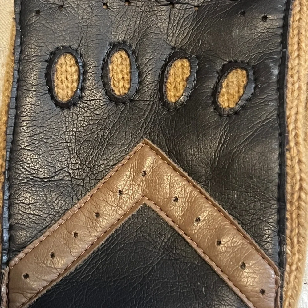Vintage Women’s Brown and Tan Leather Knit‎ Riding Gloves
